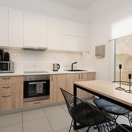 Classy Apartment In Koukaki, Walk To Metro & Acropolis 아테네 외부 사진